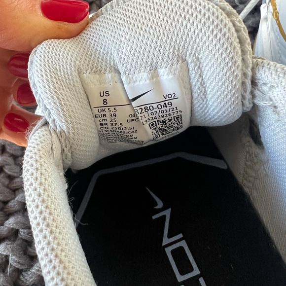 Nike metcon size 8 - Picture 6 of 6